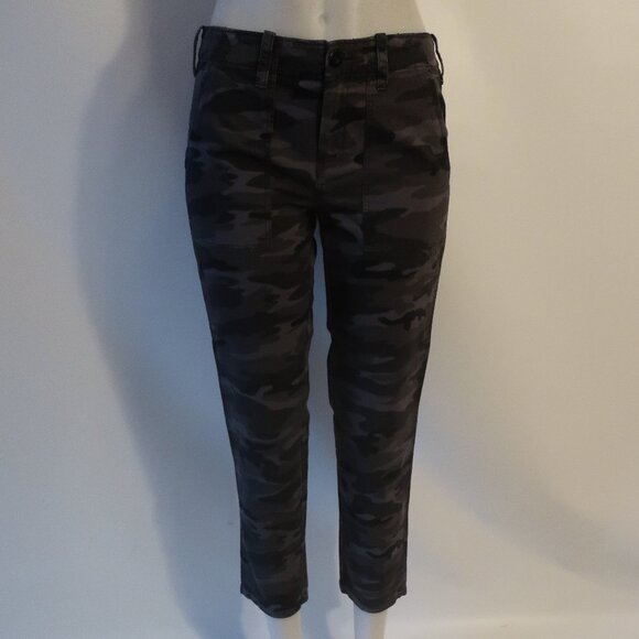 Womens G1 Goods Surplus Gray Black Camo Flat Front Chino Pants 2 * - Picture 4 of 13